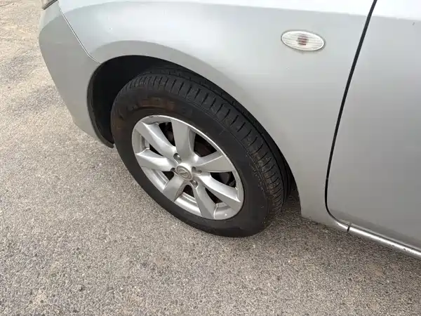 Nissan Sunny 2014