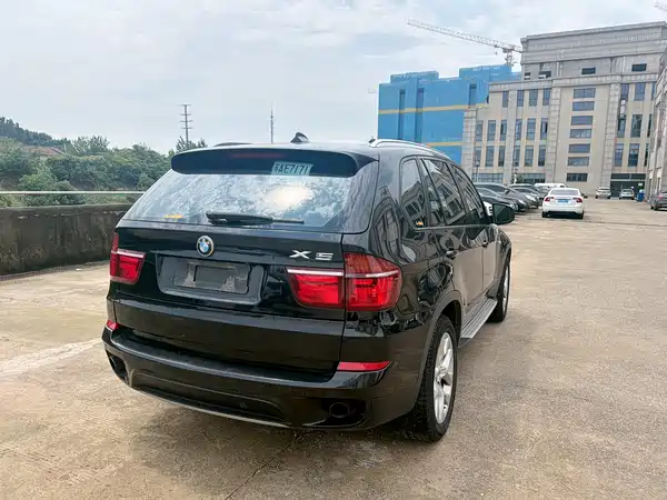 BMW X5 2011
