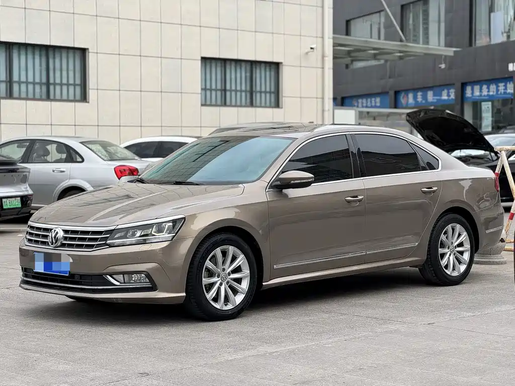 Volkswagen Passat 2017 — фото 1
