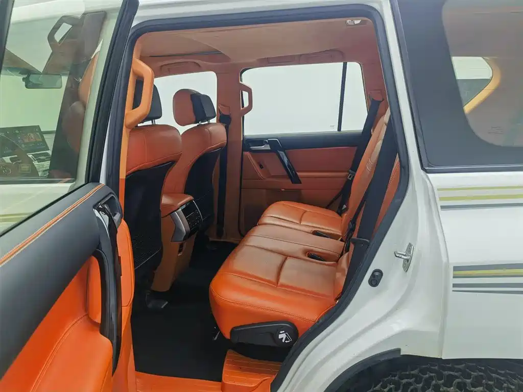 Toyota Prado 2019 — фото 15