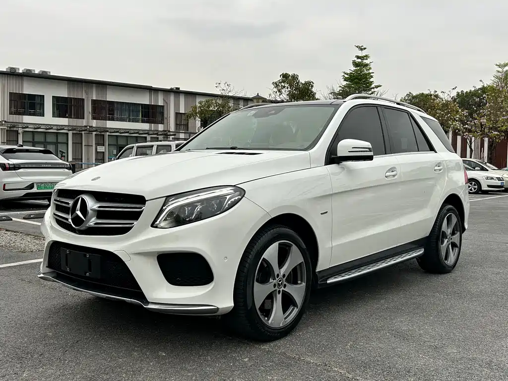Mercedes-Benz GLE 2019 — фото 1