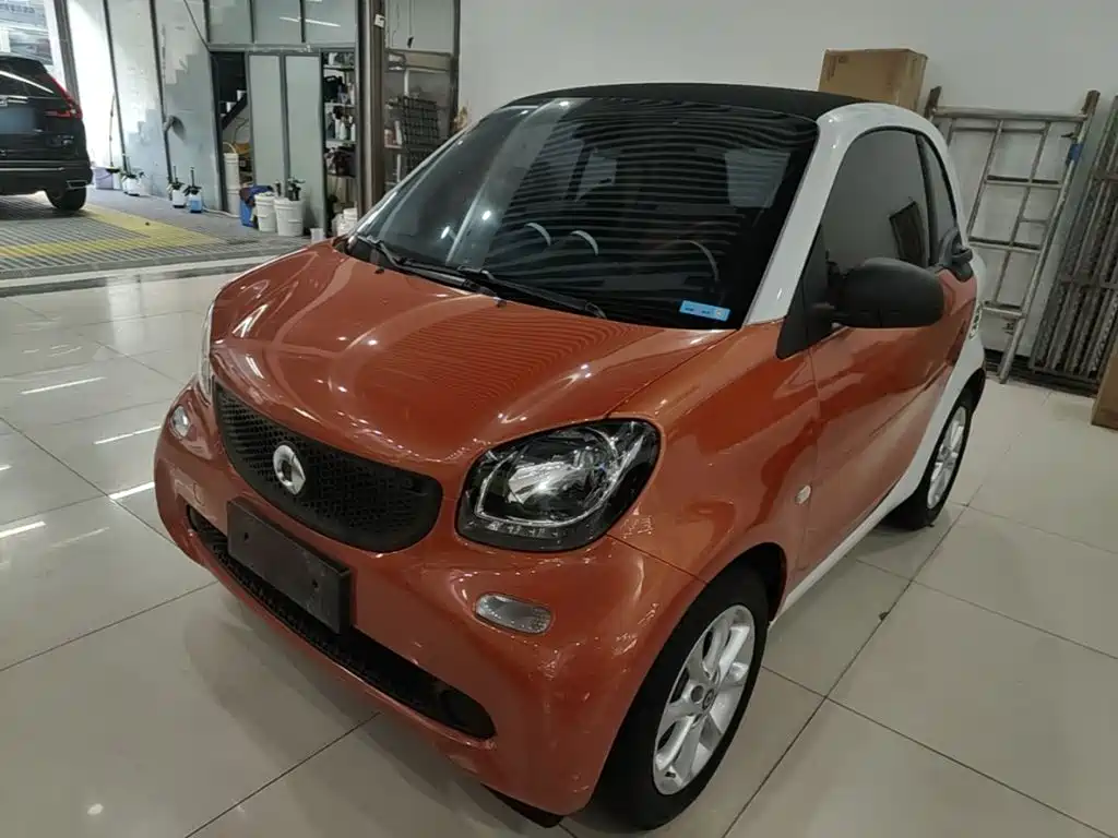 smart fortwo 2018 — фото 2