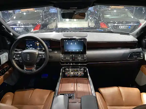 Lincoln Navigator 2020