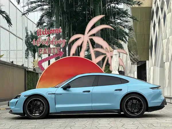 Porsche Taycan 2022