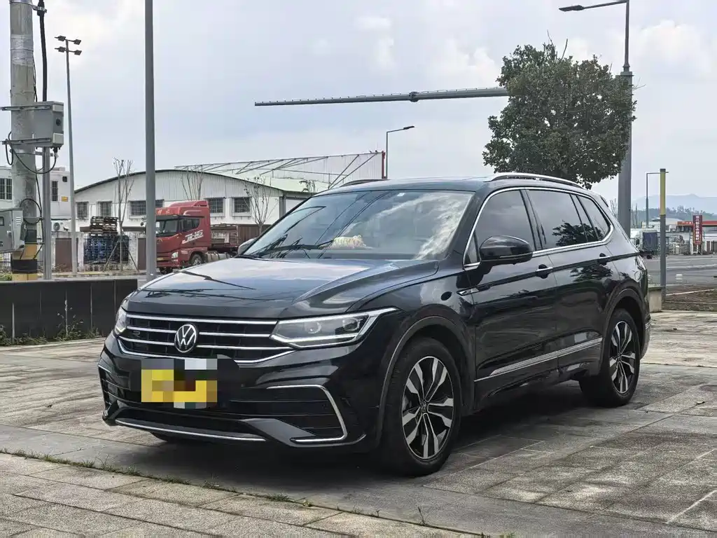 Volkswagen Tiguan L 2022
