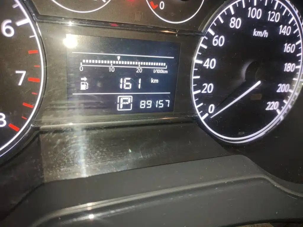 Nissan Tiida 2015
