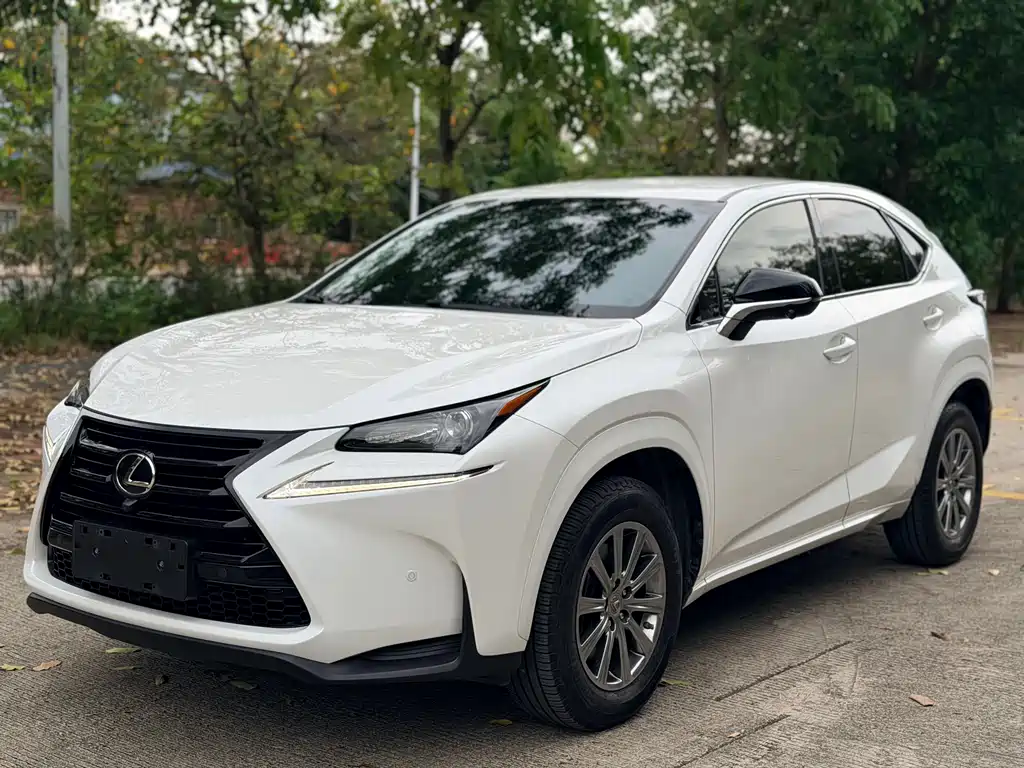 Lexus NX 2017 — фото 2