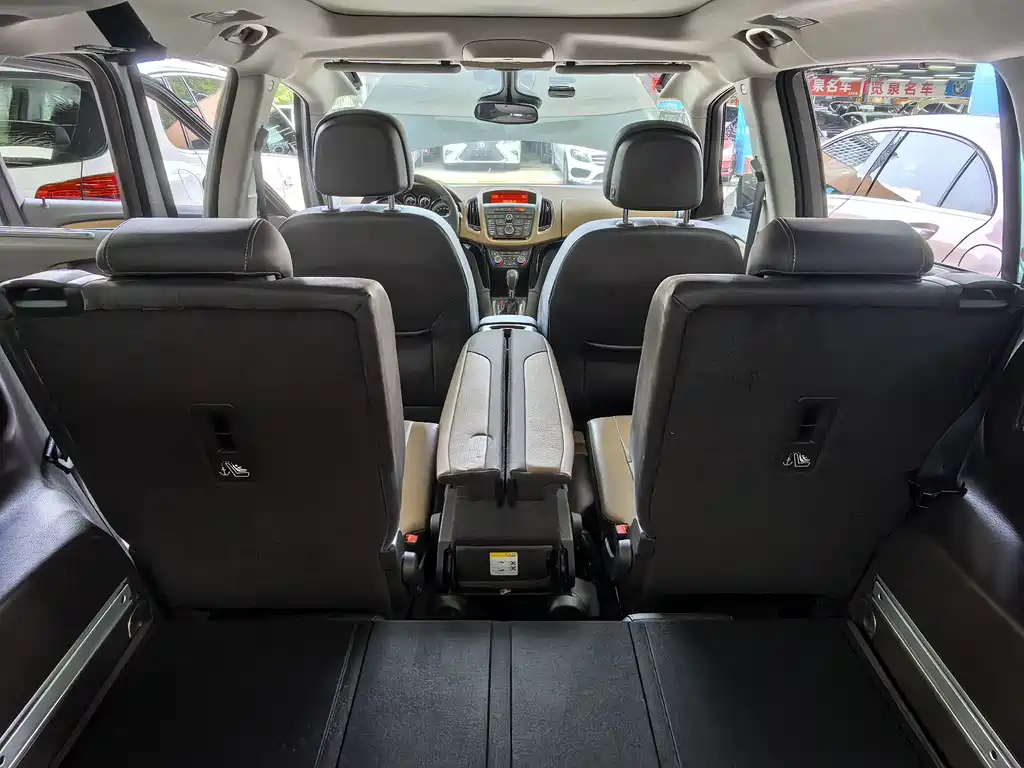 Opel Zafira 2014 — фото 16