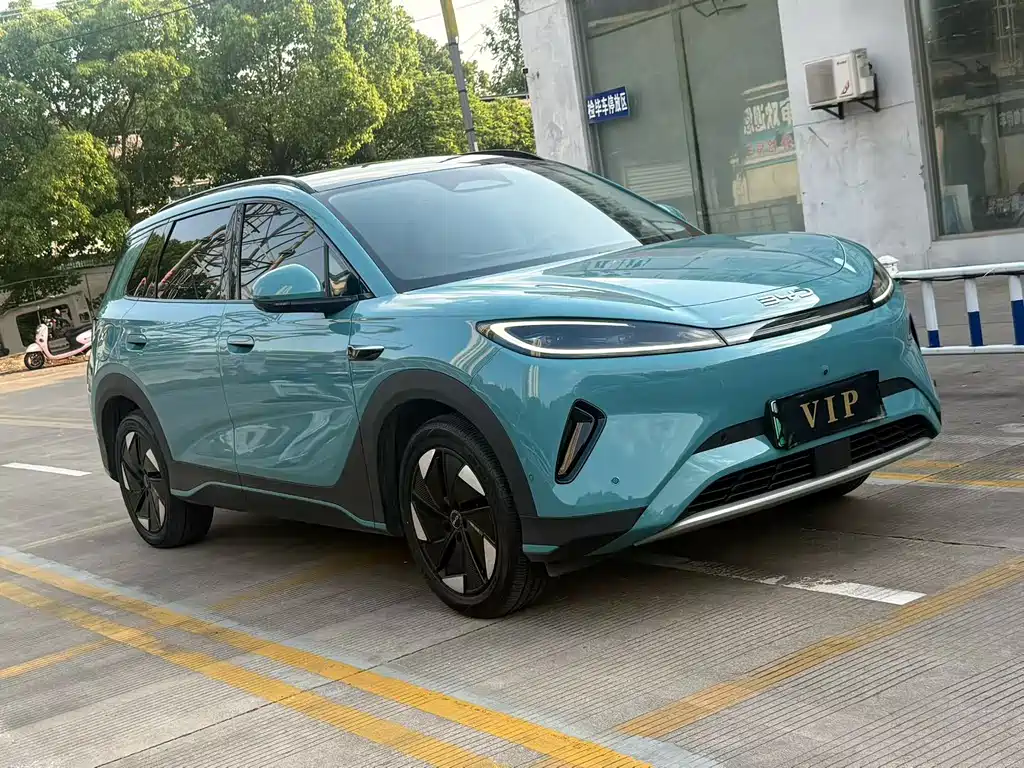 BYD Sealion 05 EV 2025 — фото 3