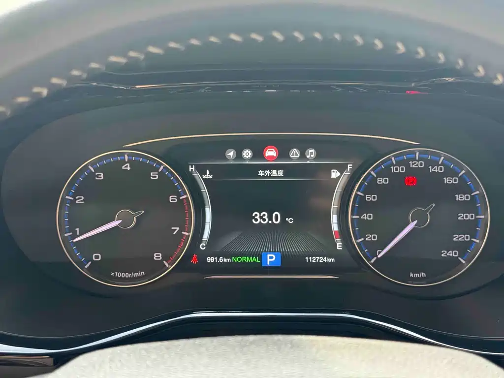 GAC Trumpchi M8 2018 — фото 10