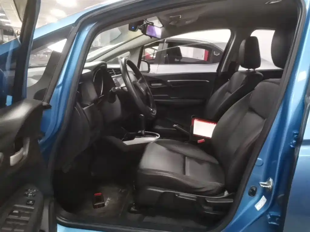Honda Fit 2018 — фото 15