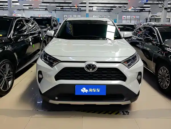 Toyota RAV4 2021