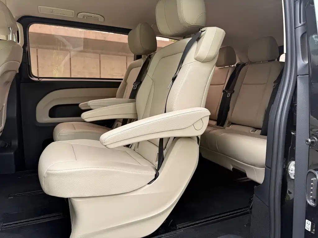 Mercedes-Benz Vito 2017 — фото 11