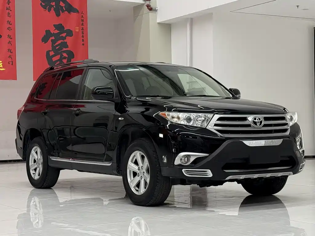 Toyota Highlander 2014 — фото 3