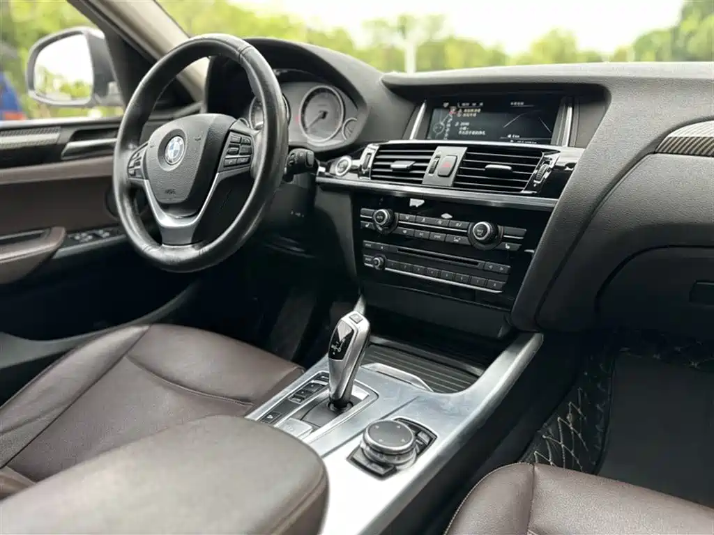 BMW X4 2015 — фото 14