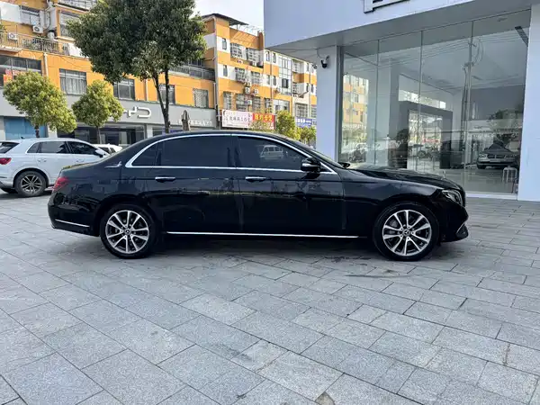 Mercedes-Benz E-Class 2019