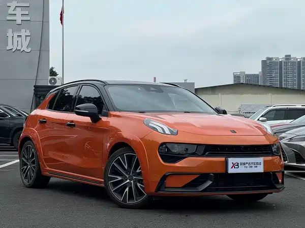 Lynk & Co 02 Hatchback 2021