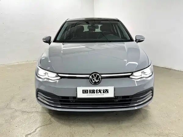 Volkswagen Golf 2024