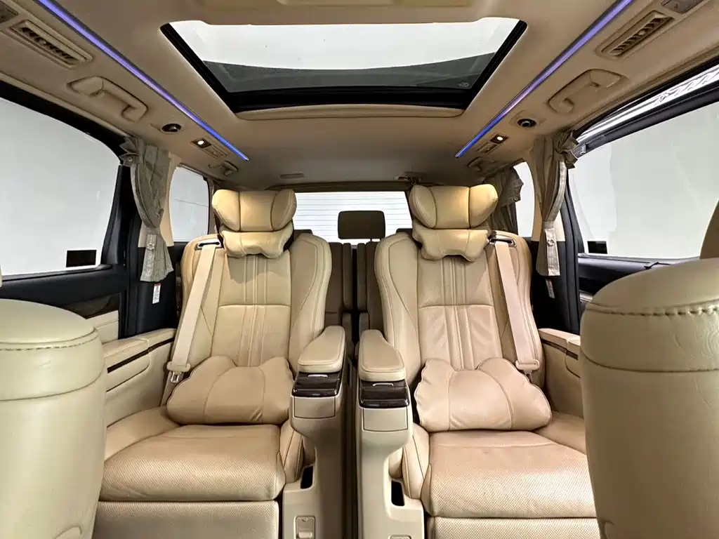Toyota Alphard 2019 — фото 7