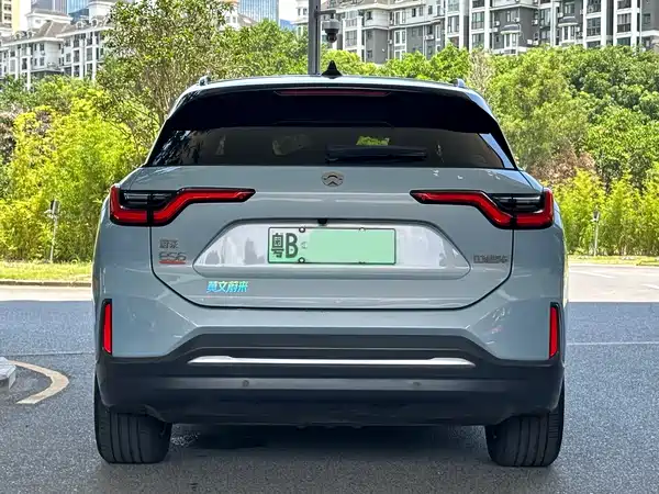 NIO ES6 2020