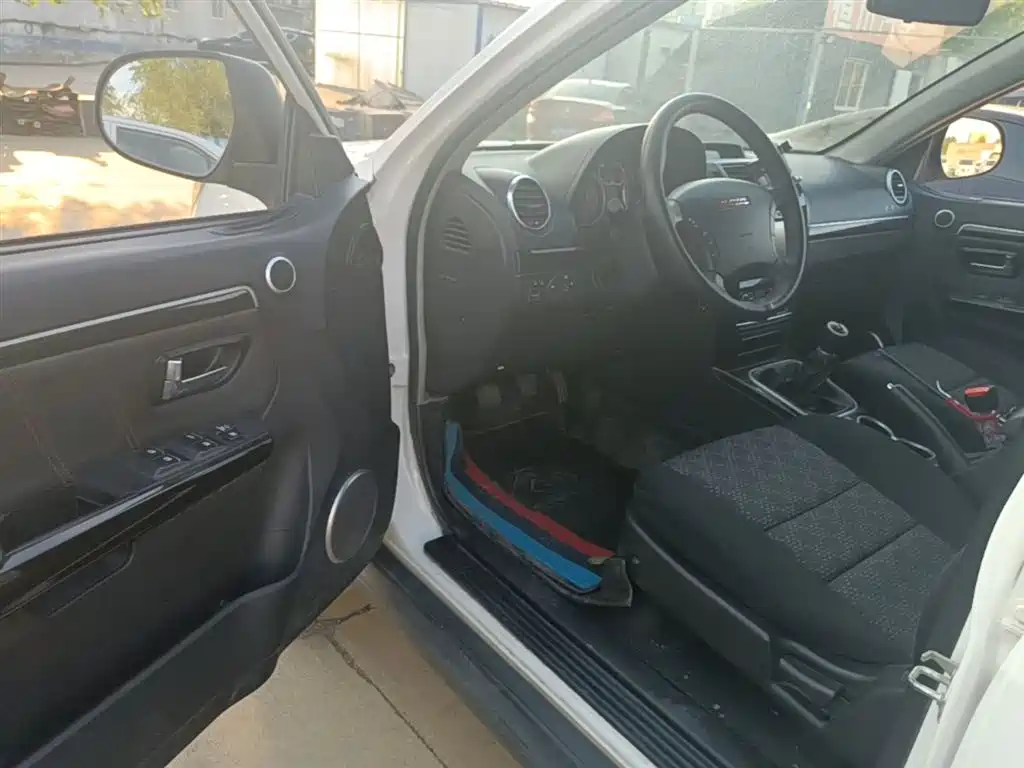 Haval H5 Classic 2015 — фото 16