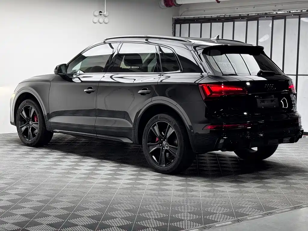 Audi Q5L 2022