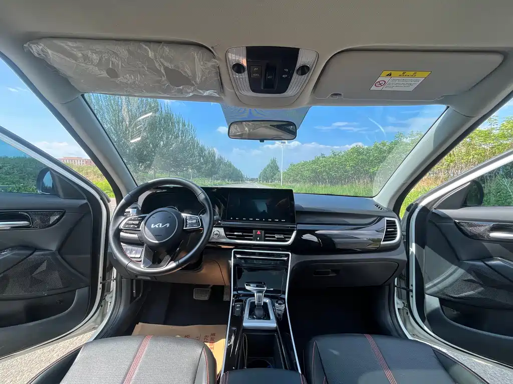 Kia KX3 2022 — фото 11