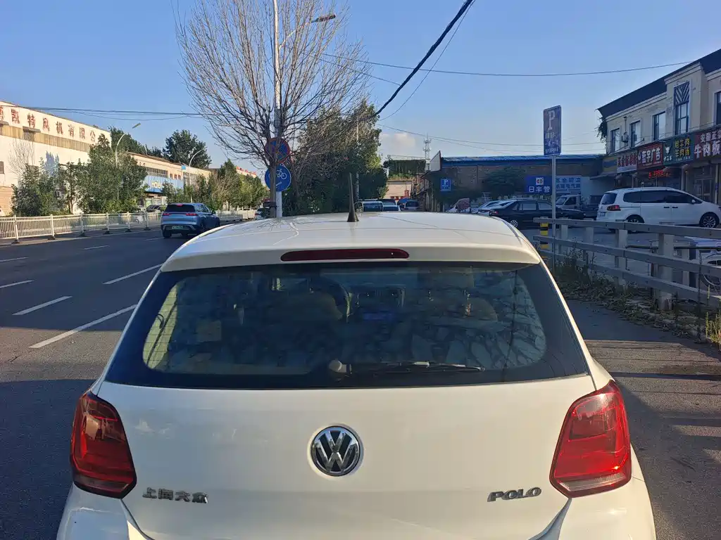 Volkswagen Polo 2015