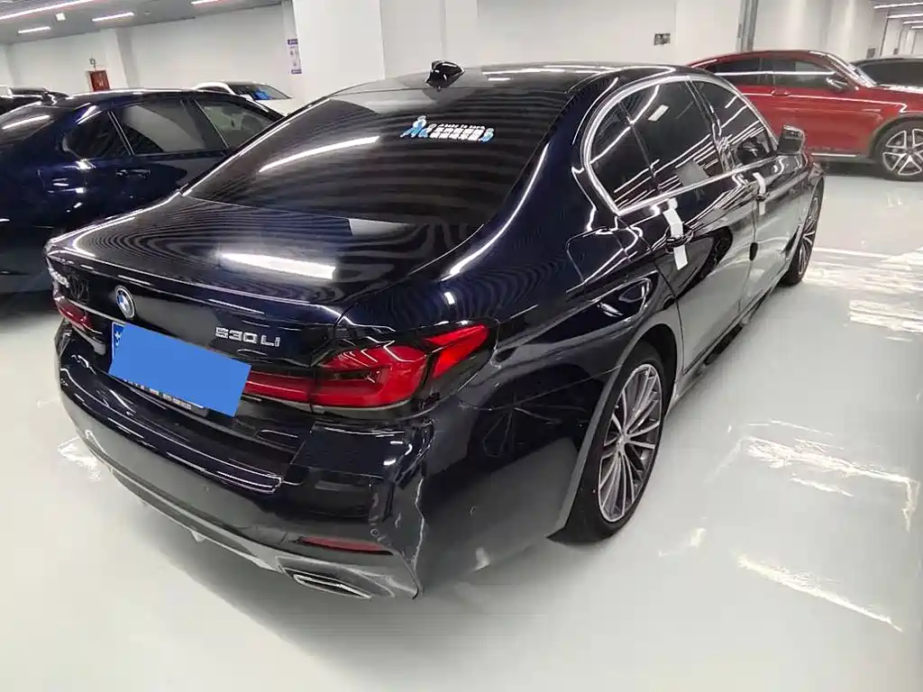 BMW 5 Series 2023