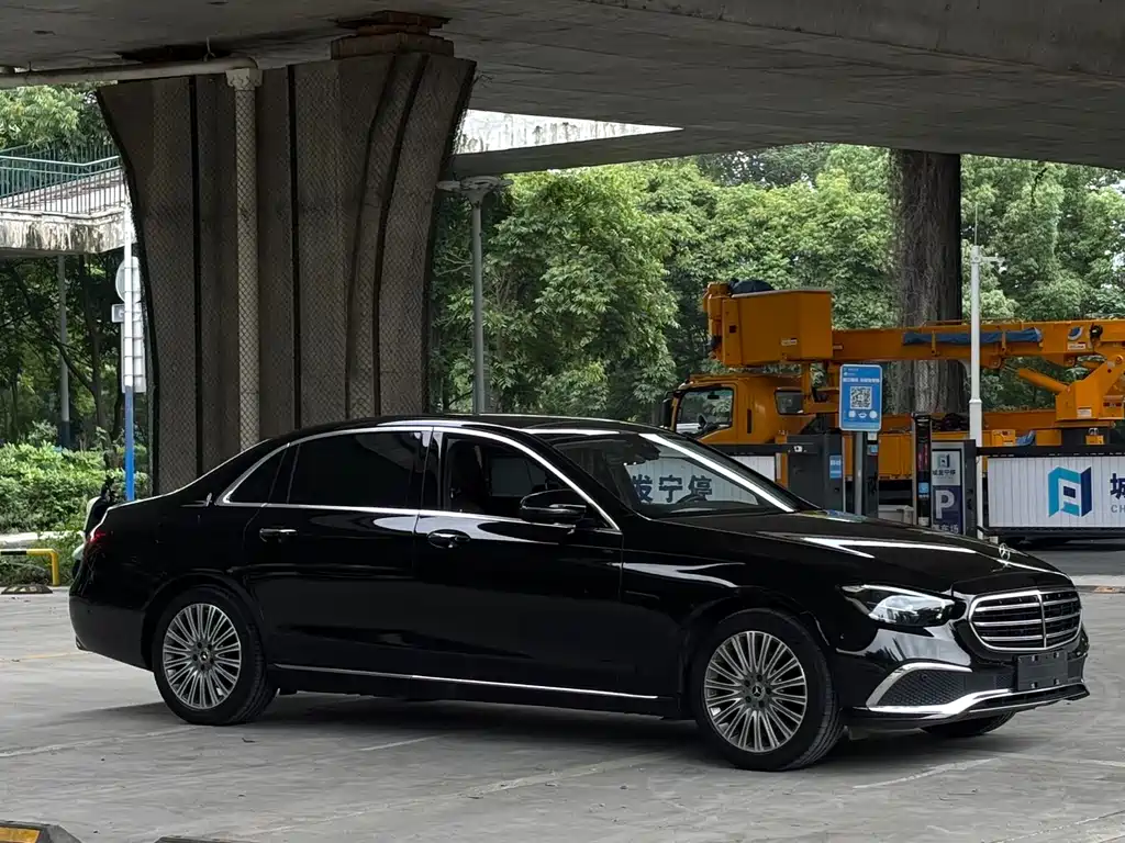 Mercedes-Benz E-Class 2020