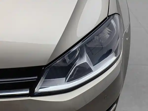 Volkswagen Golf 2016