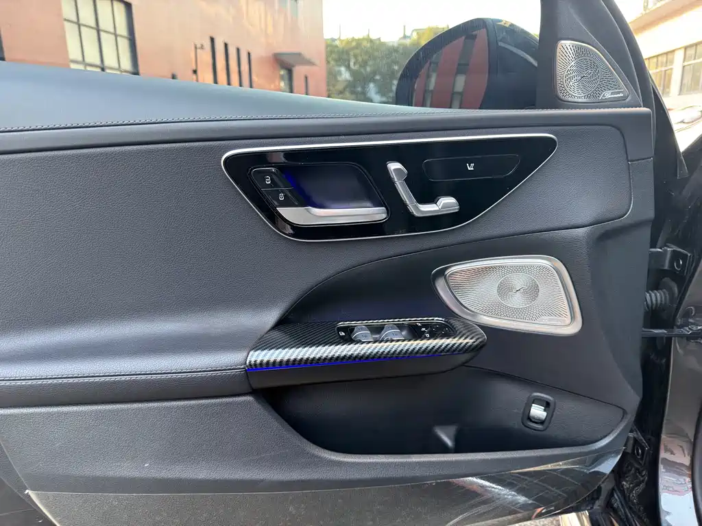 Mercedes-Benz C-Class 2022 — фото 17