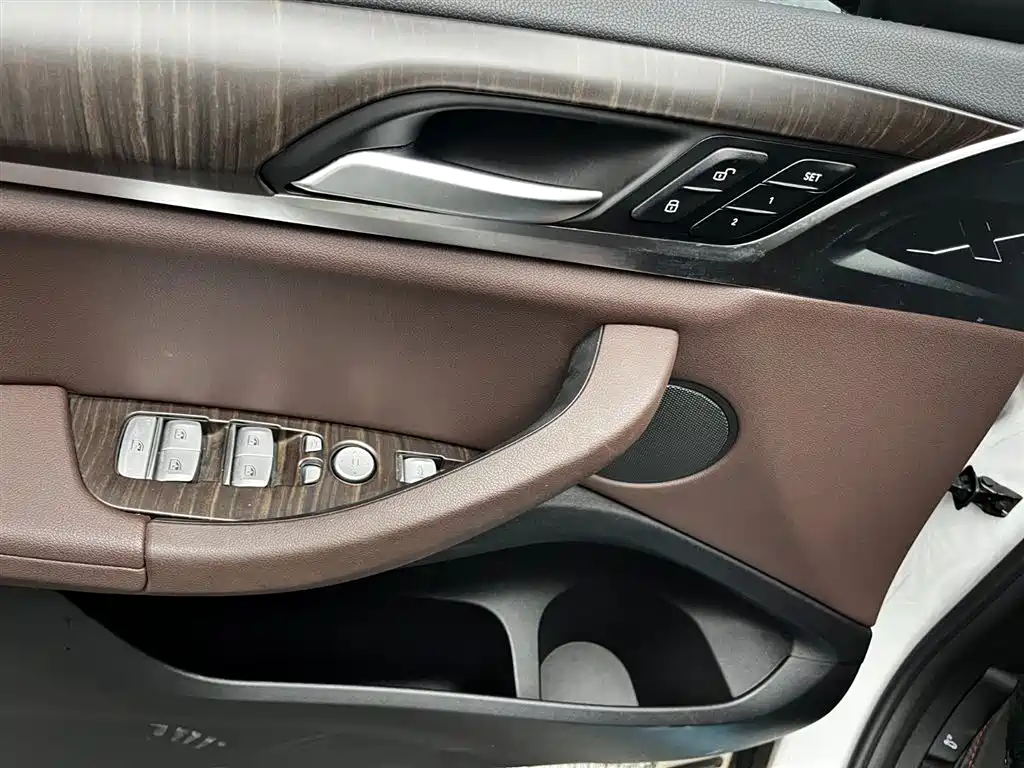 BMW X3 2019 — фото 14