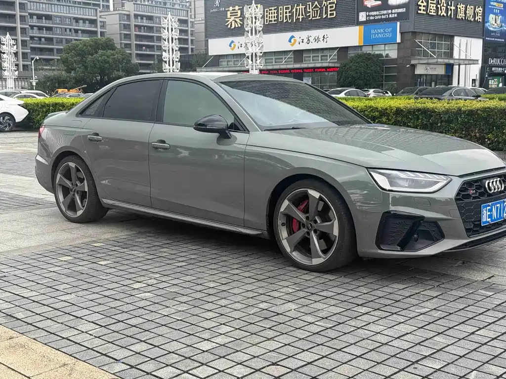 Audi S4 2021
