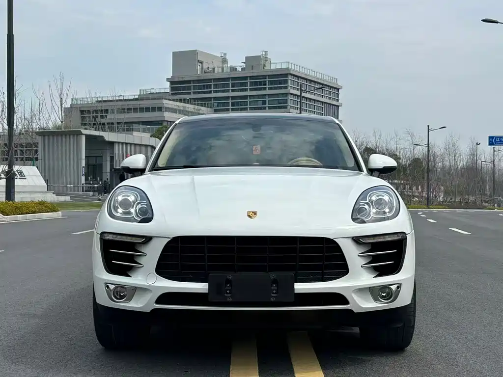 Porsche Macan 2016