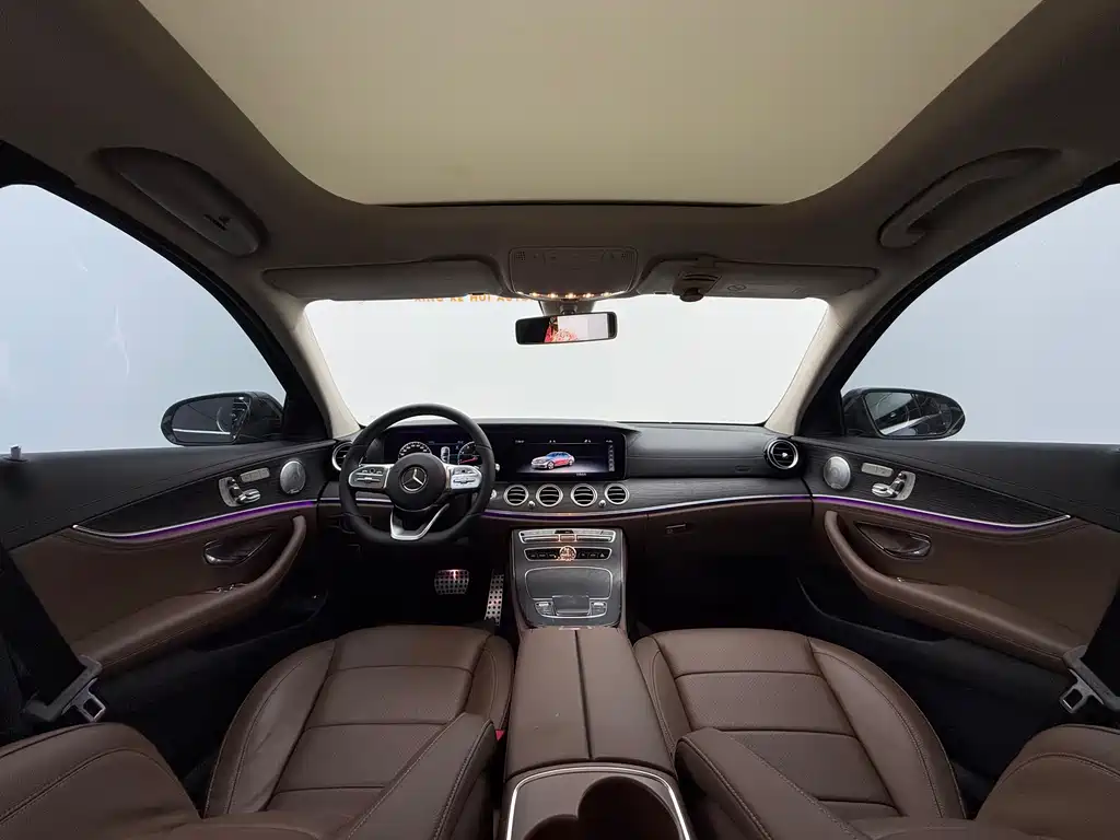Mercedes-Benz E-Class 2019 — фото 10