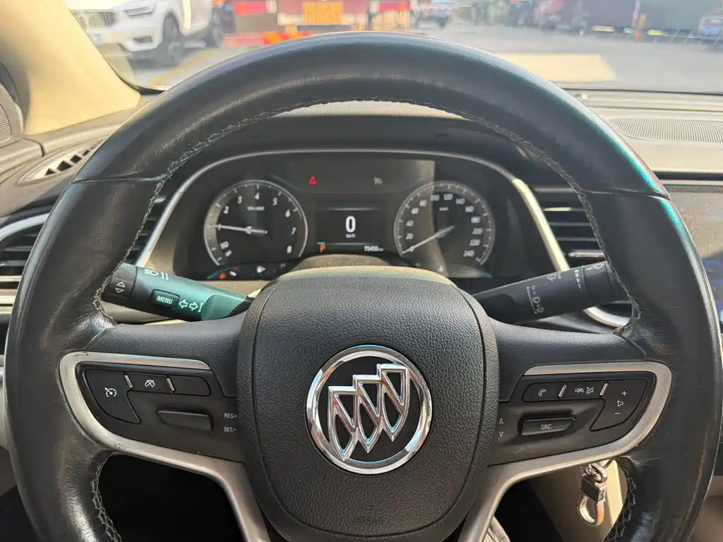 Buick Excelle 2018 — фото 11