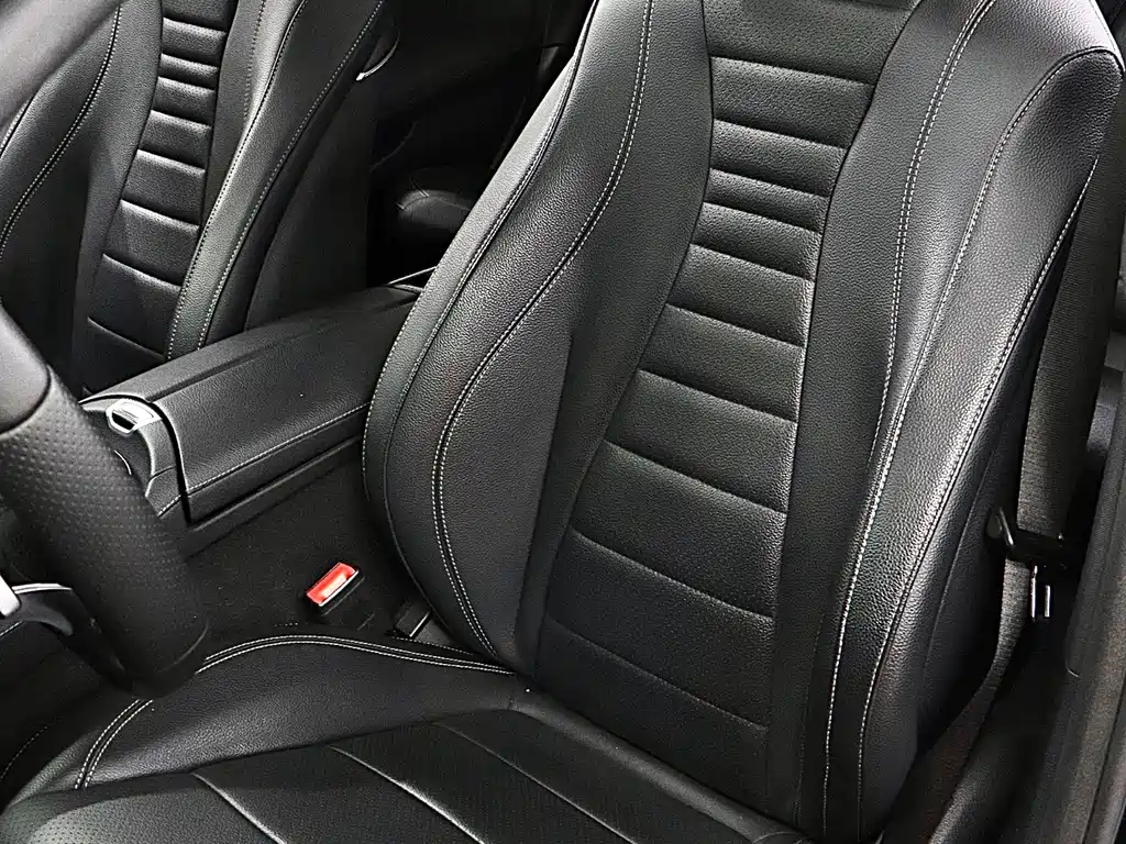 Mercedes-Benz E-Class 2020 — фото 12