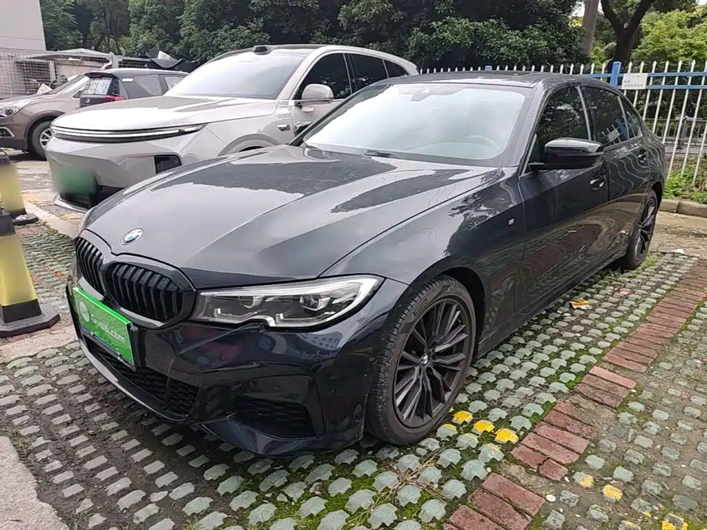 BMW 3 Series 2021