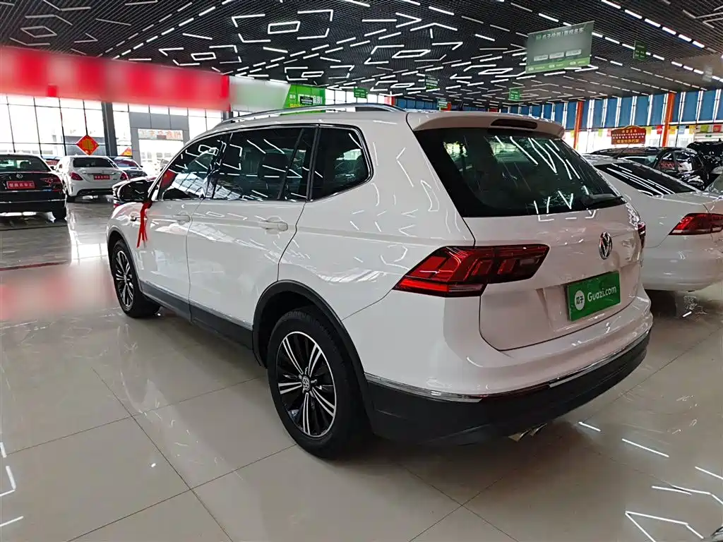 Volkswagen Tiguan L 2019 — фото 23