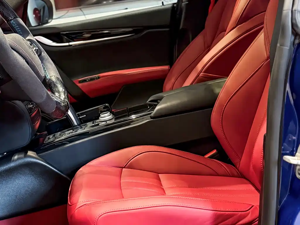Maserati Ghibli 2023 — фото 12
