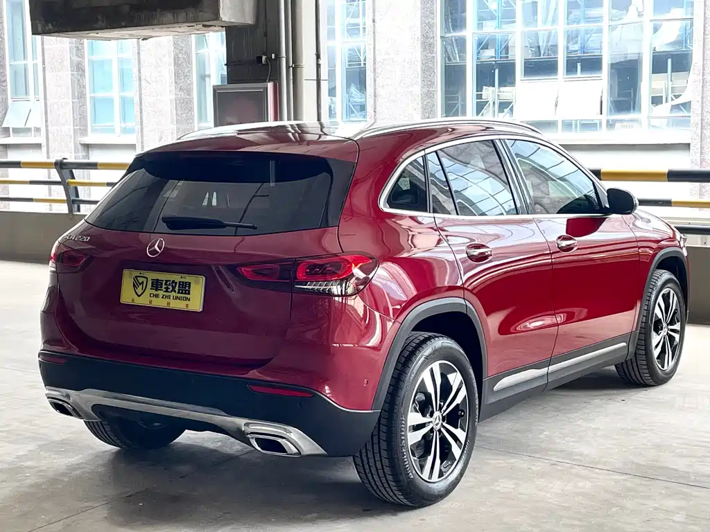 Mercedes-Benz GLA 2023