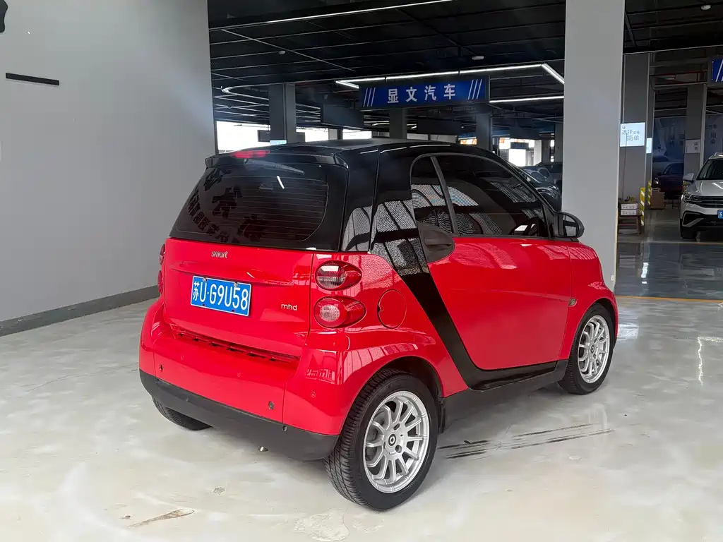 smart Fortwo 2011 — фото 10