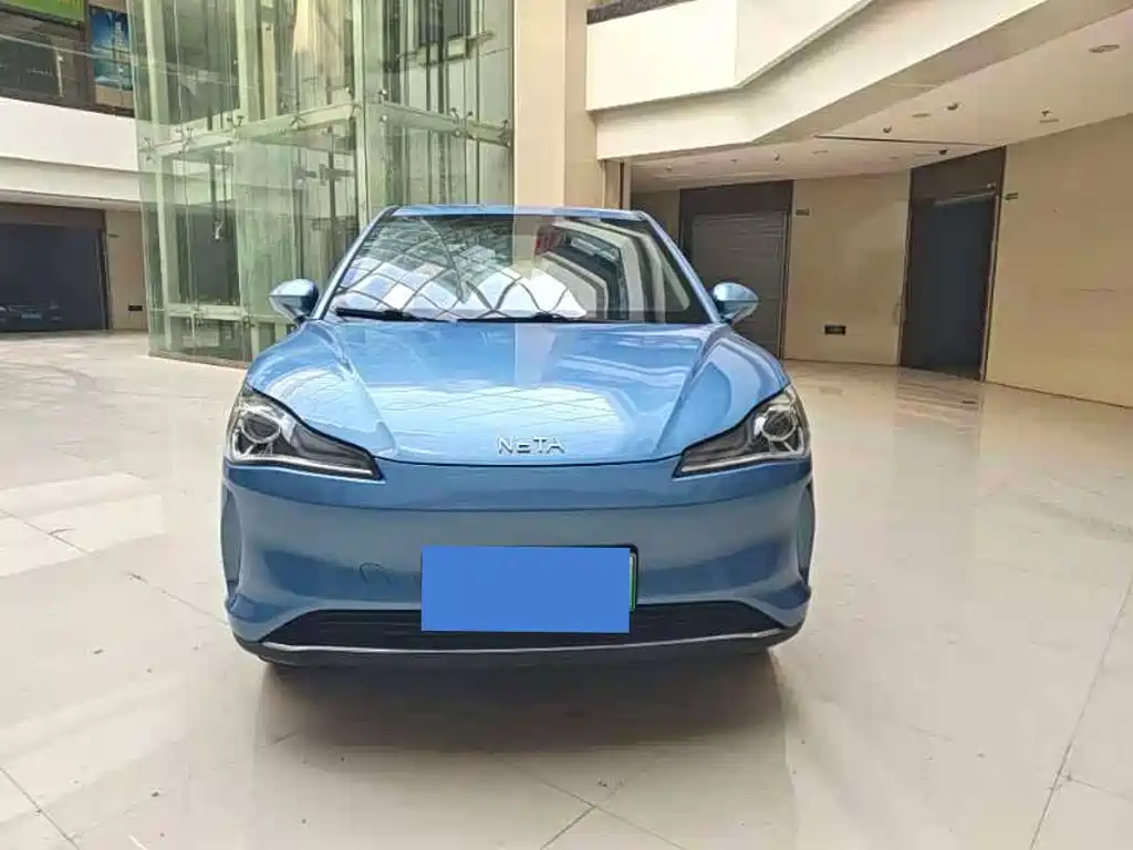 Neta V 2022