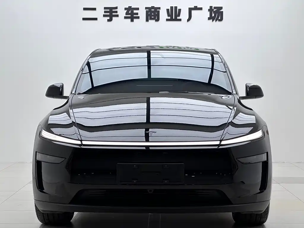 Tesla Model Y 2026