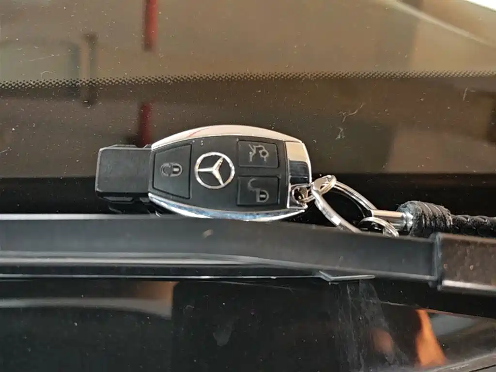 Mercedes-Benz GLC 2018 — фото 9