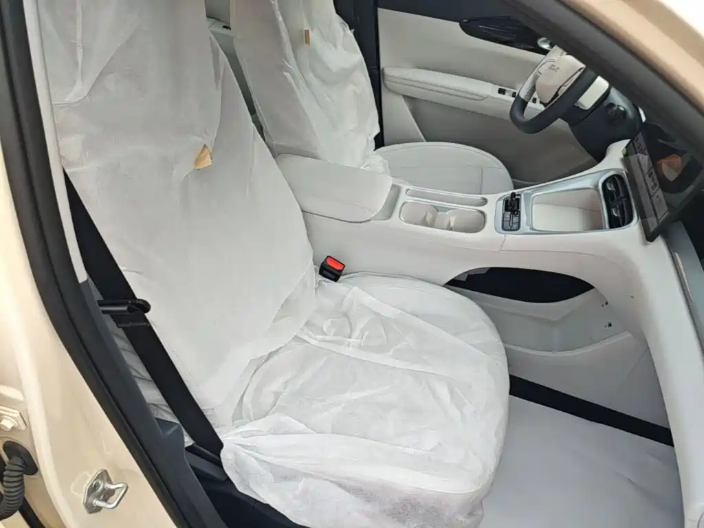 Geely Galaxy Starwish 2026 — фото 25
