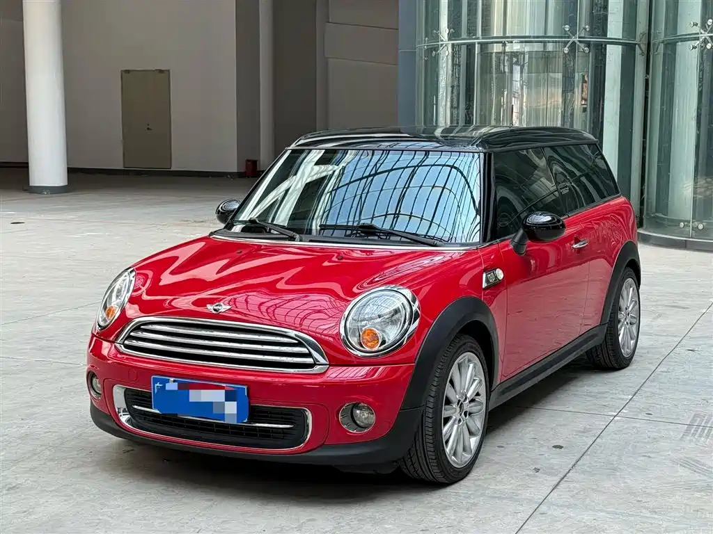 MINI Clubman 2010