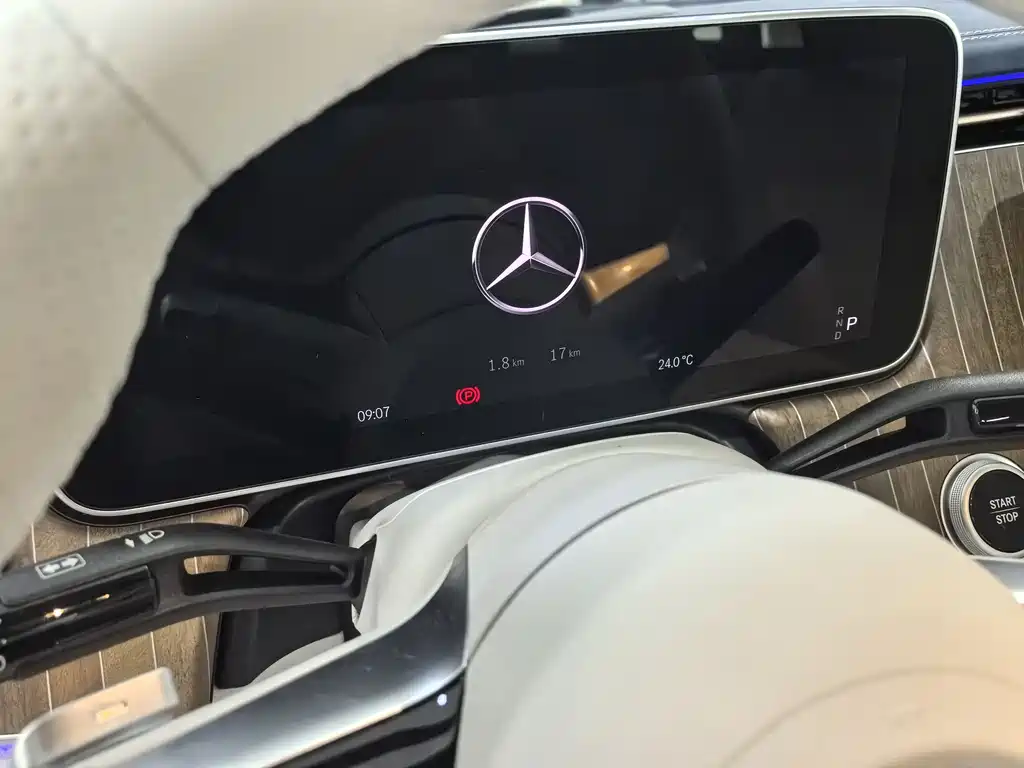 Mercedes-Benz EQE 2025 — фото 15