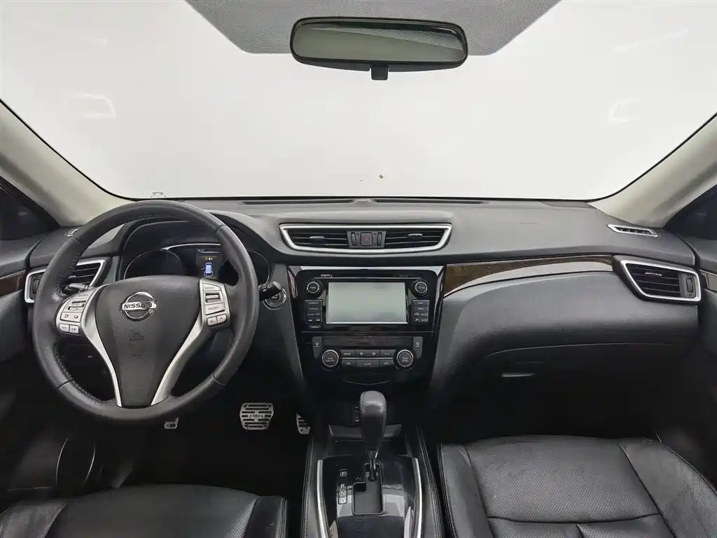 Nissan X-Trail 2014